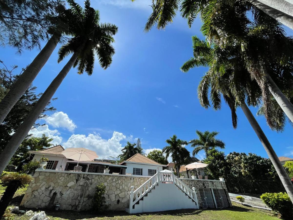 Hotel Peaceful Palms Montego Bay Exterior foto