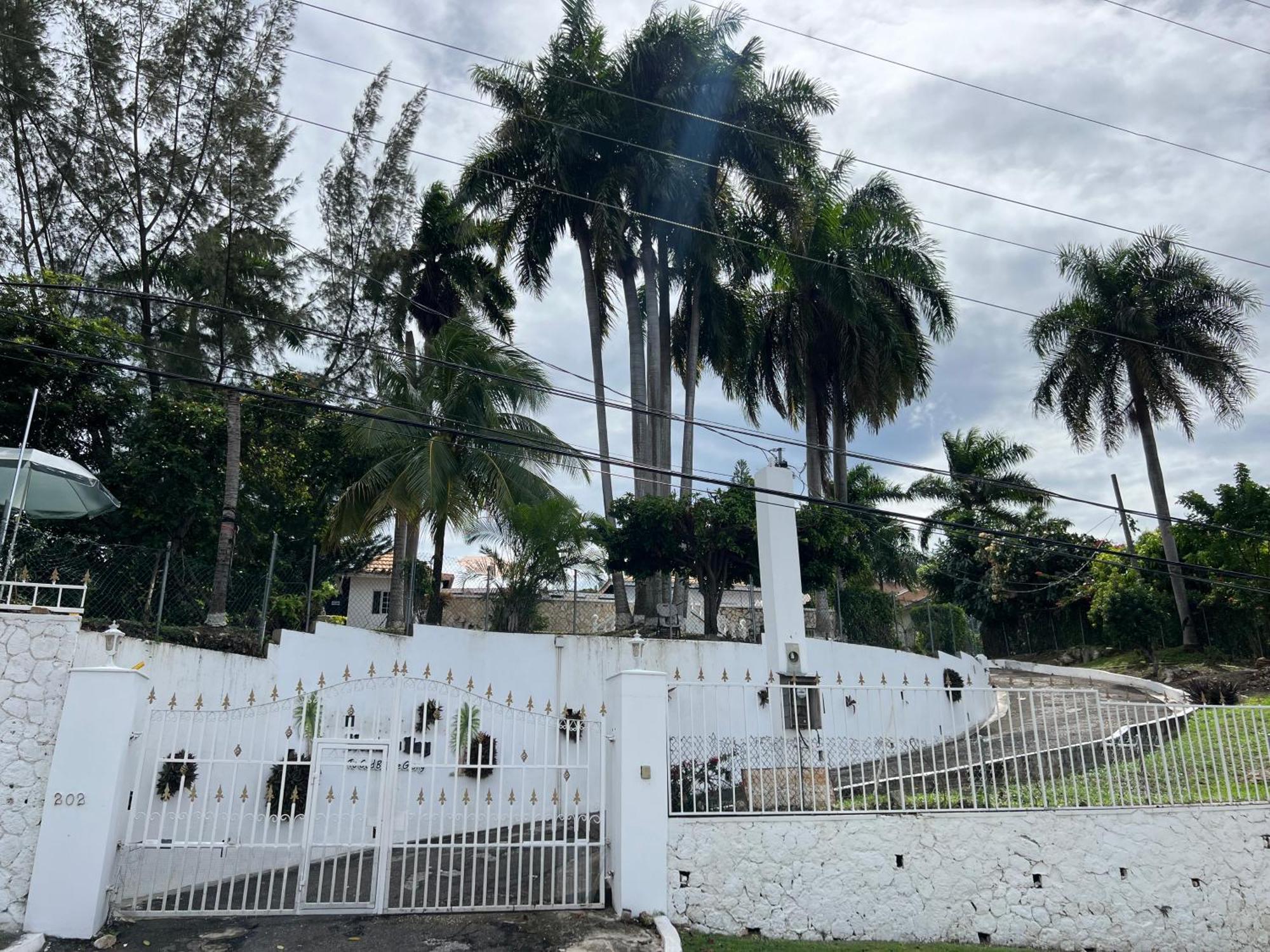 Hotel Peaceful Palms Montego Bay Exterior foto
