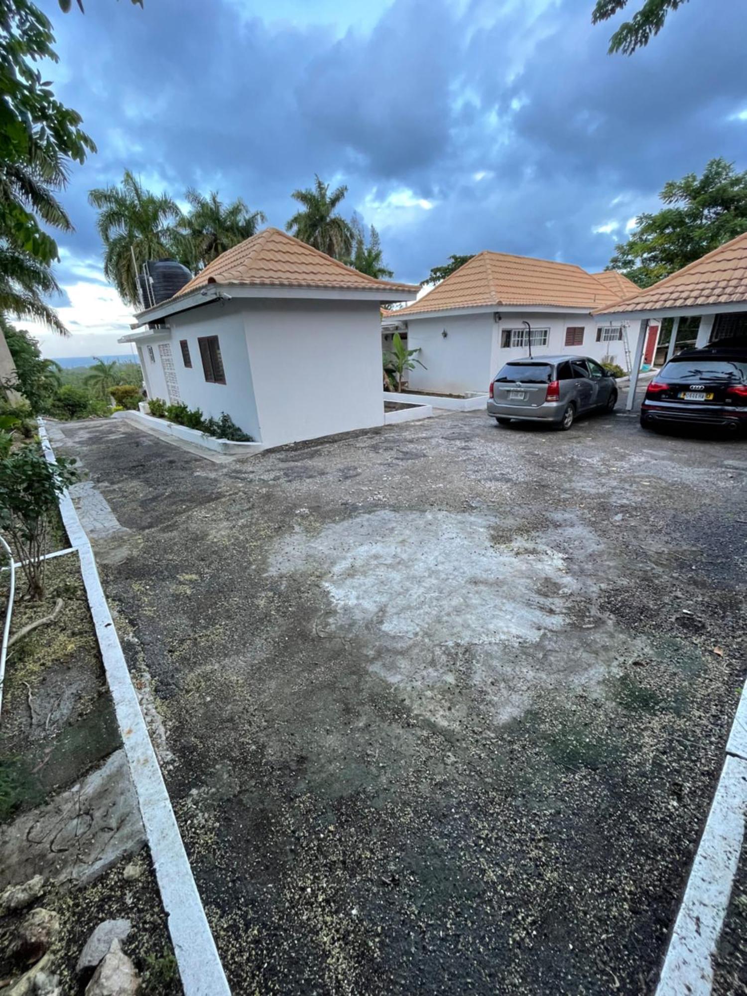 Hotel Peaceful Palms Montego Bay Exterior foto